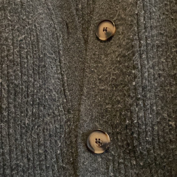 H&M cardigan - Picture 2 of 2